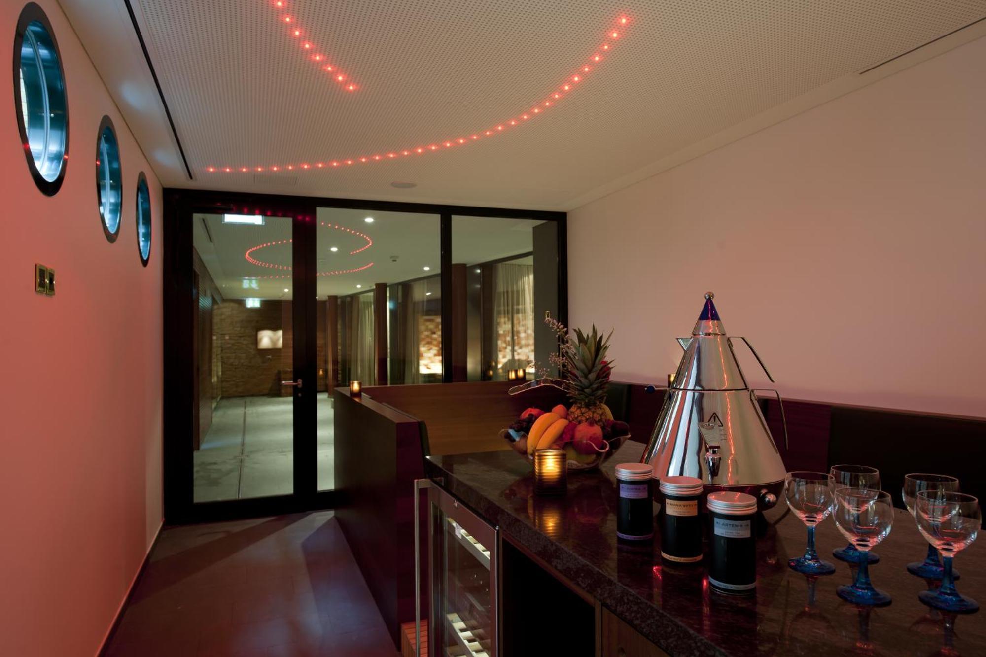 Bad Horn - Hotel & Spa Exterior photo